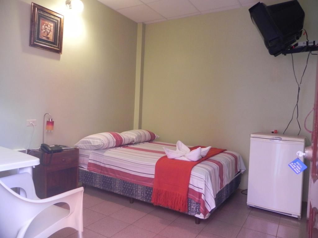 Hostal La Posada De Jose Carlos Puerto Baquerizo Moreno Cameră foto