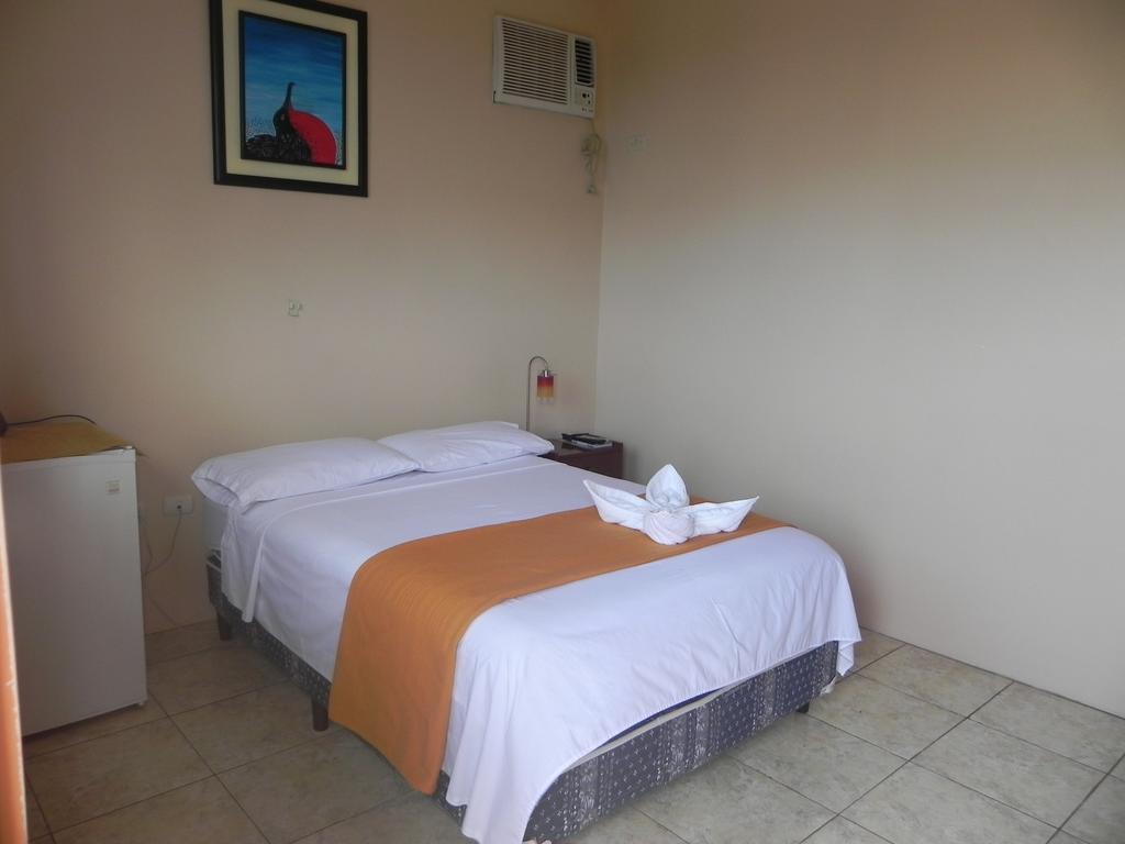 Hostal La Posada De Jose Carlos Puerto Baquerizo Moreno Cameră foto